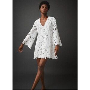 White Floral Scalloped V Neck Dress